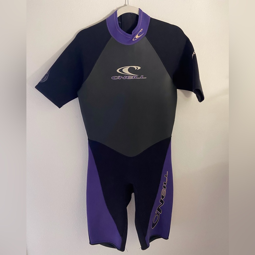 O'Neill Women’s Retro Reactor Spring Short Sleeve Wetsuit 2/1 Black and Purple M